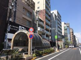 【東京都新宿区】◆10/2(月)スポット派遣◆時給3300円◆駅チカ徒歩2分♪
