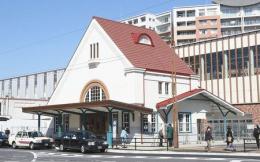 【国立市/年収600万円以上可】☆国立駅近く☆処方枚数多め☆地域密着型の薬局です☆